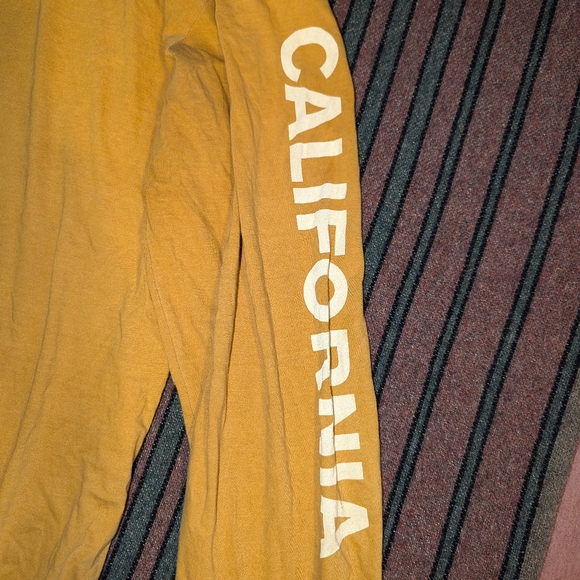 James Perse Long Sleeve - Picture 3 of 4